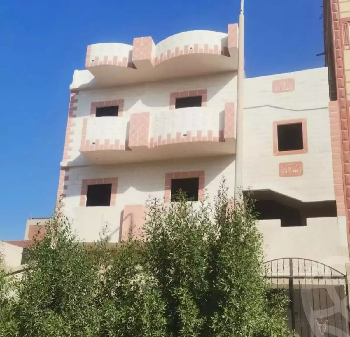 https://aqarmap.com.eg/en/listing/5774258-for-sale-alexandria-brj-l-rb-ljdyd-lhy-lthny