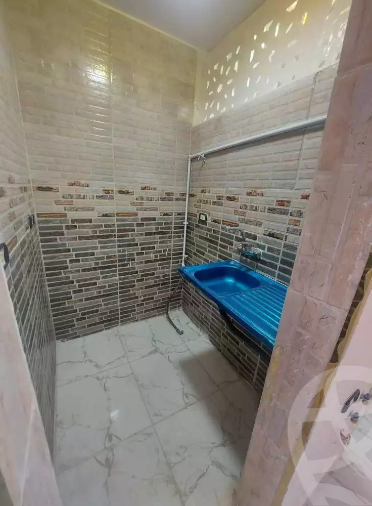 https://aqarmap.com.eg/en/listing/5776415-for-sale-cairo-helwan-rostom-st