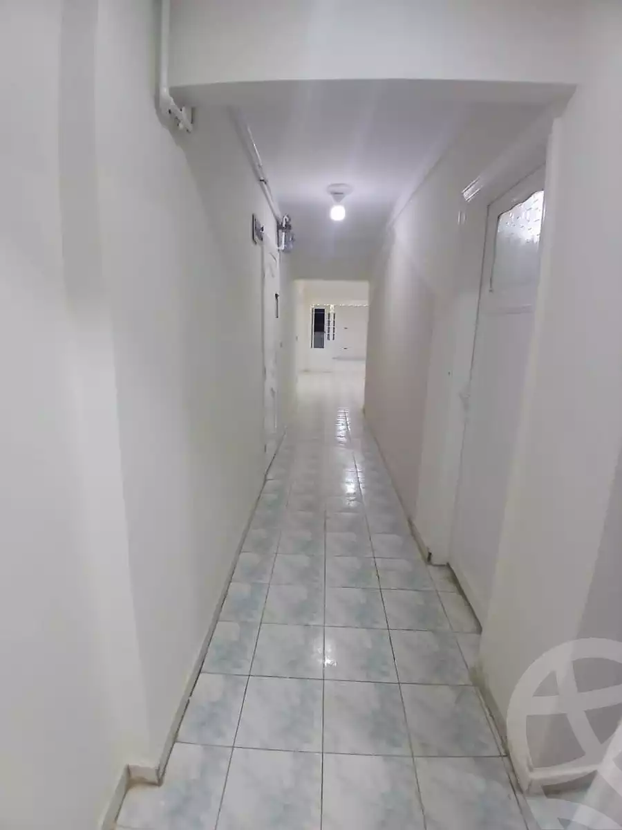 https://aqarmap.com.eg/ar/listing/5778737-for-sale-alexandria-l-jmy-lbytsh-ain-shams-st