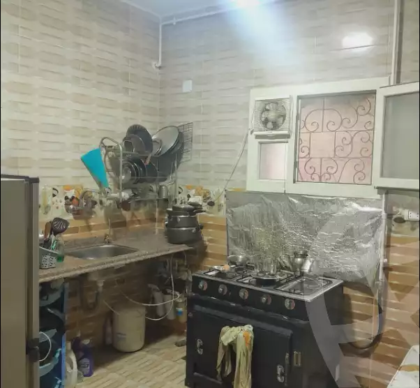 https://aqarmap.com.eg/ar/listing/5780936-for-sale-alexandria-l-jmy-lbytsh-el-hanafeya-st