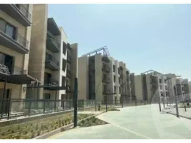 https://aqarmap.com.eg/en/listing/5782723-for-sale-cairo-el-sheikh-zayed-city-compounds-syks-wyst-swdyk