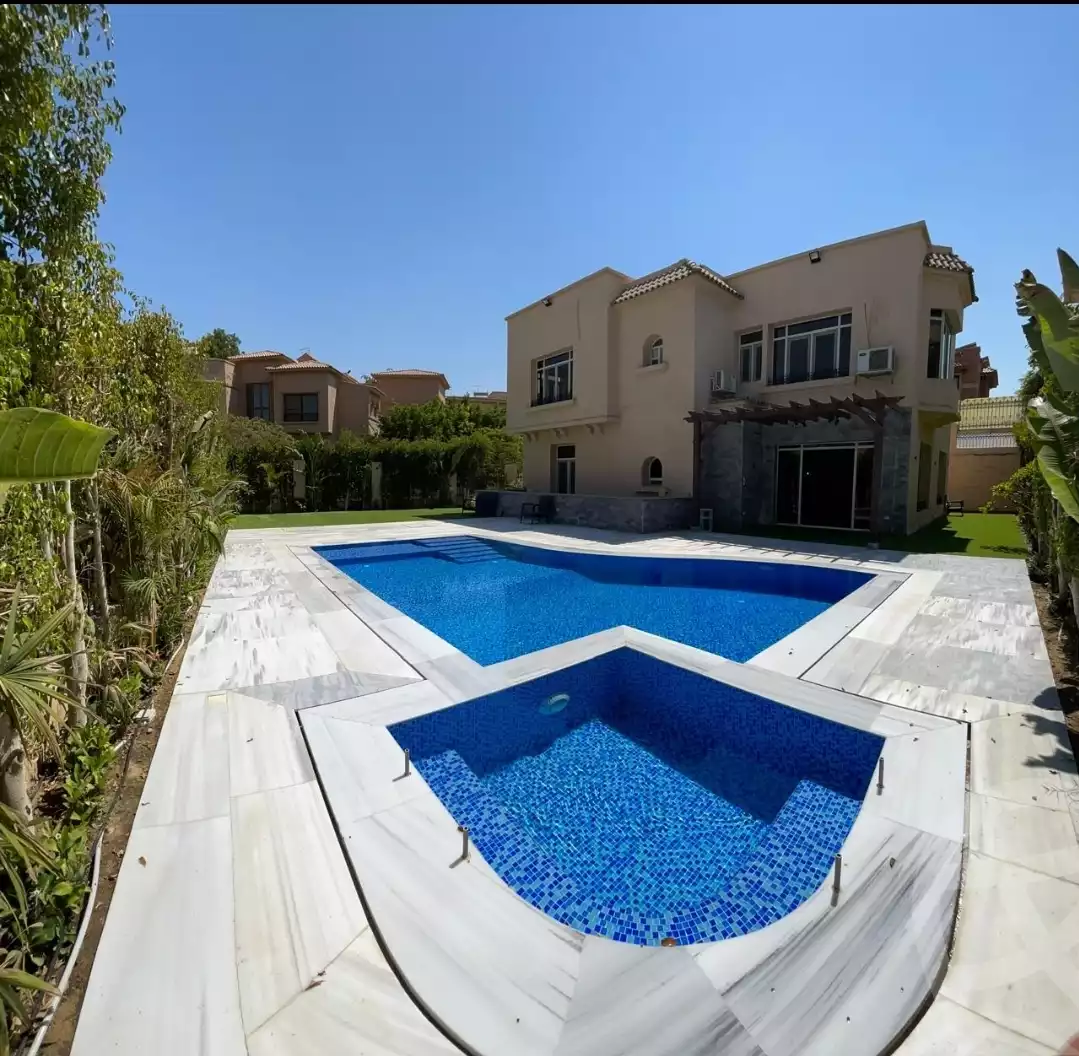 https://aqarmap.com.eg/en/listing/5784584-for-rent-cairo-6th-of-october-compounds-kmbwnd-syty-fyw