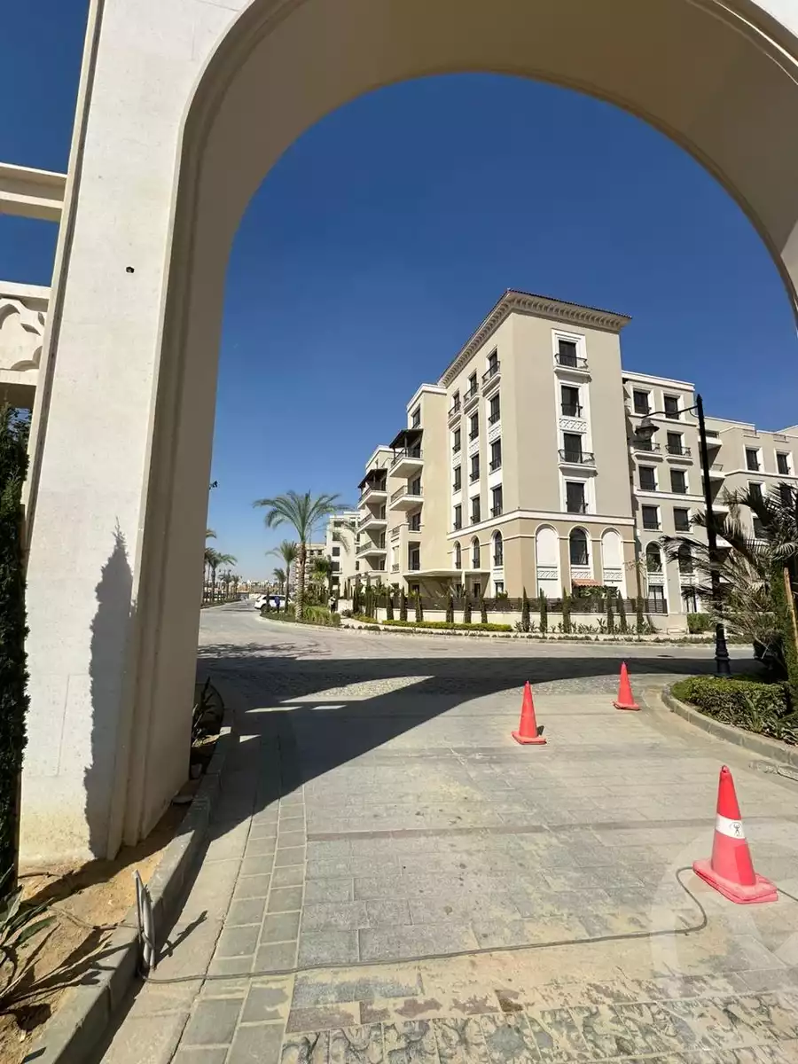 https://aqarmap.com.eg/ar/listing/5785078-for-sale-cairo-el-sheikh-zayed-city-compounds-kmbwnd-fyldj-wyst-dr-llttwyr
