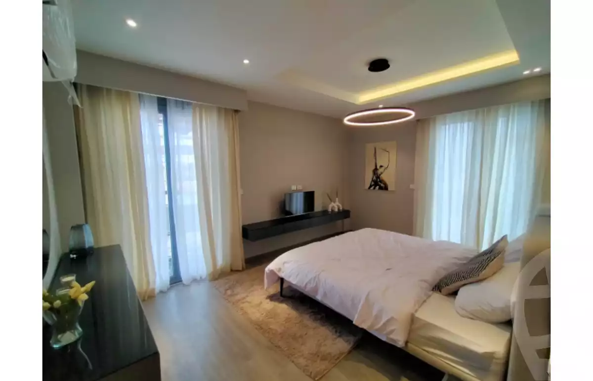 https://aqarmap.com.eg/en/listing/5785917-for-sale-cairo-el-sheikh-zayed-city-compounds-kmbwnd-fyldj-wyst-dr-llttwyr