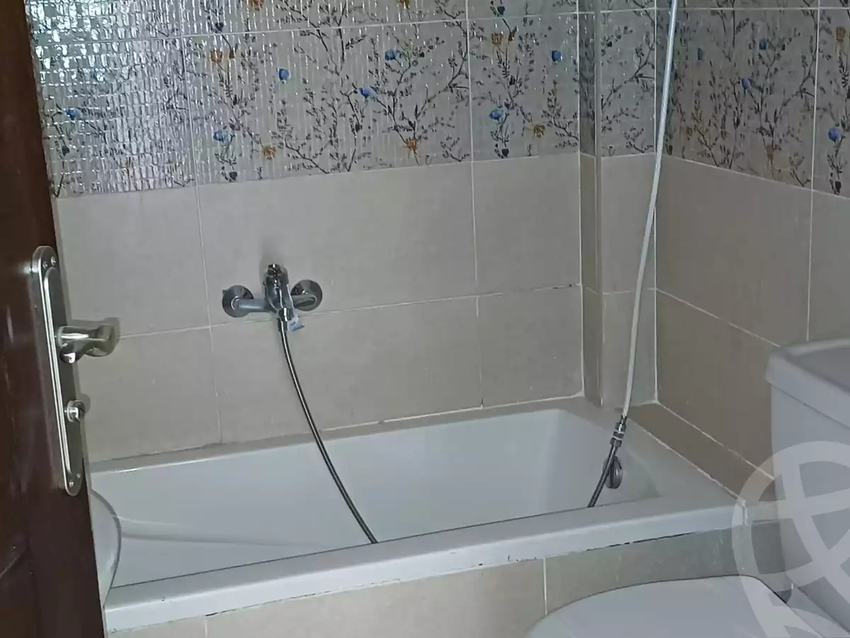 https://aqarmap.com.eg/ar/listing/5786435-for-sale-cairo-6th-of-october-hadaeq-october-kmbwnd-fy-hdyq-ktwbr-degla-gardens