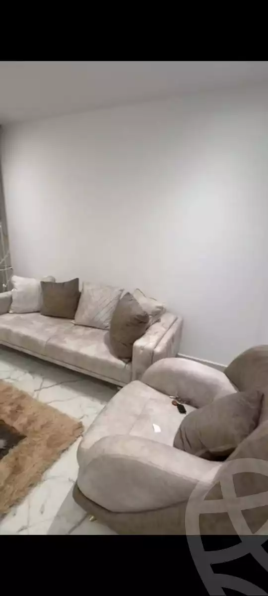 https://aqarmap.com.eg/en/listing/5786507-for-sale-cairo-6th-of-october-compounds-dream-land-rose-ville