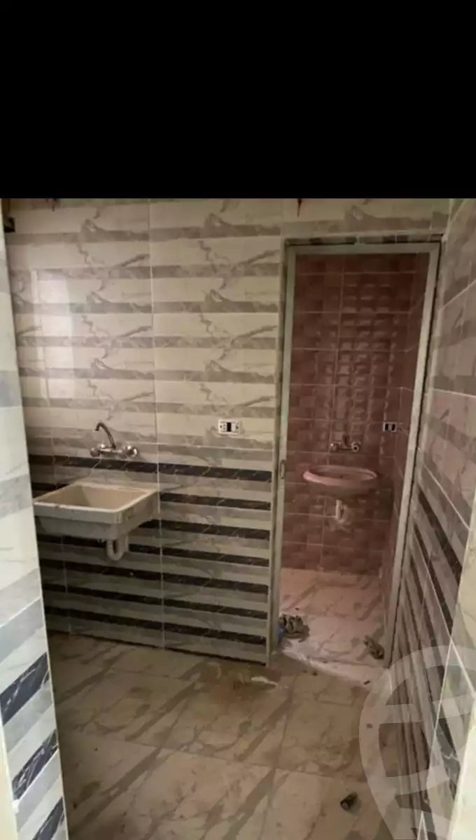 https://aqarmap.com.eg/ar/listing/5787489-for-sale-alexandria-bakoos-muslim-ibn-el-waleed-st