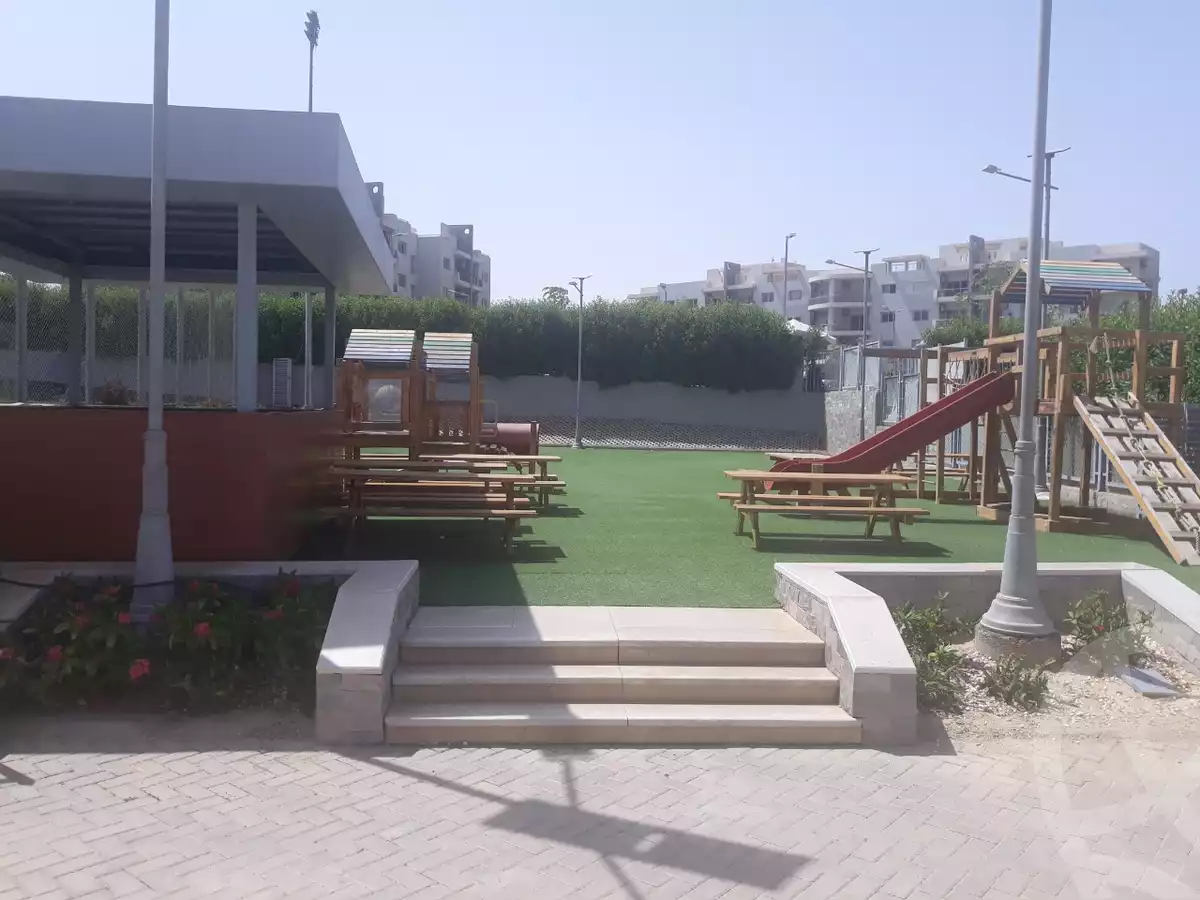 https://aqarmap.com.eg/en/listing/5791954-for-rent-cairo-el-sheikh-zayed-city-compounds-dh-drys