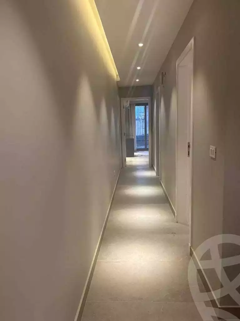https://aqarmap.com.eg/ar/listing/5792232-for-sale-cairo-el-sheikh-zayed-city-compounds-kmbwnd-fyldj-wyst-dr-llttwyr