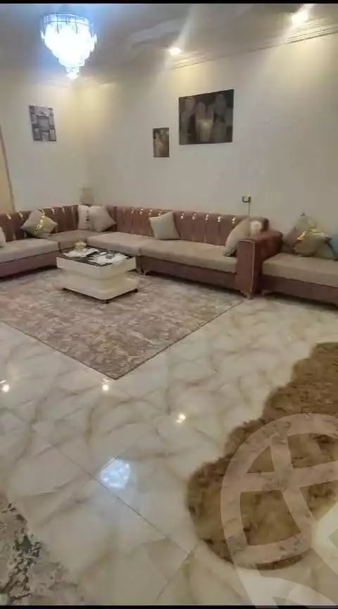 https://aqarmap.com.eg/ar/listing/5793576-for-sale-sharqia-zagazig-zagazig-city-ghasham-rd