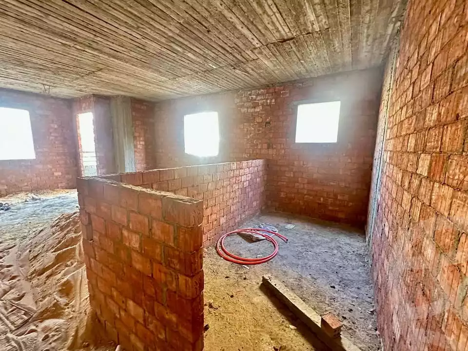 https://aqarmap.com.eg/en/listing/5794115-for-sale-cairo-mokattam-el-hadabah-el-wosta-6th-zone-salah-eldeen-alayobi-st