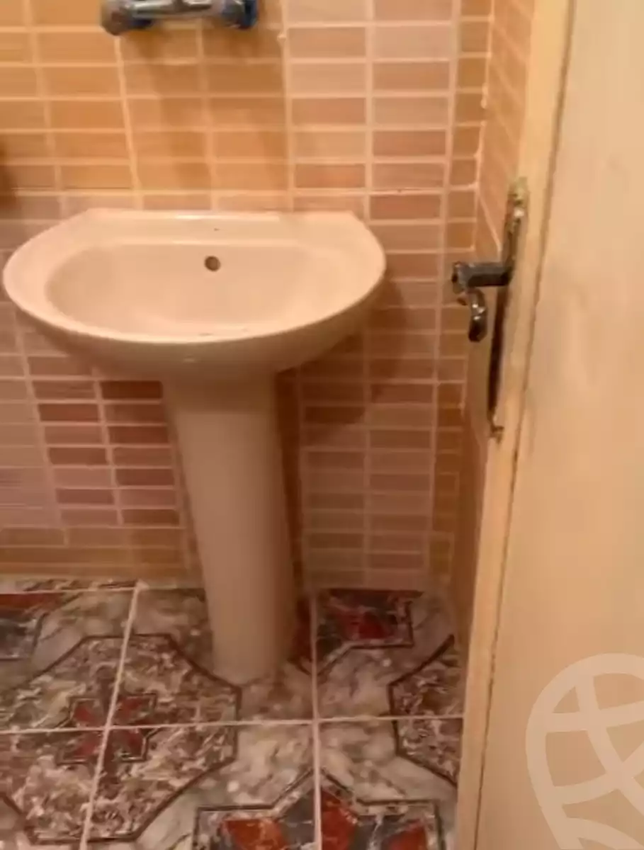 https://aqarmap.com.eg/en/listing/5795165-for-sale-alexandria-l-jmy-el-hanouvel-el-warsha-st