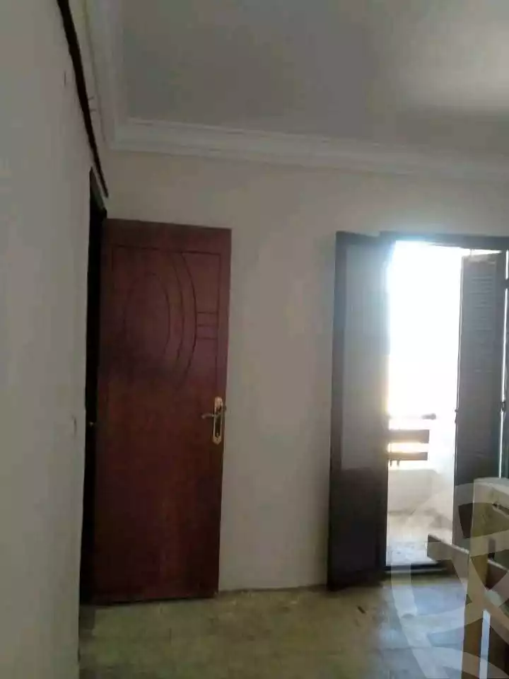 https://aqarmap.com.eg/ar/listing/5795984-for-sale-alexandria-l-jmy-lbytsh-al-andalous-wa-al-hgaz-st