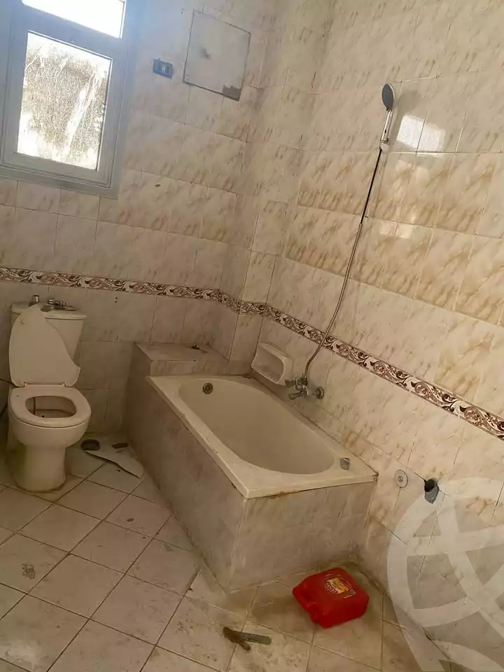 https://aqarmap.com.eg/en/listing/5796854-for-rent-cairo-mokattam-el-hadabah-el-wosta-el-mantaqa-el-khamsa
