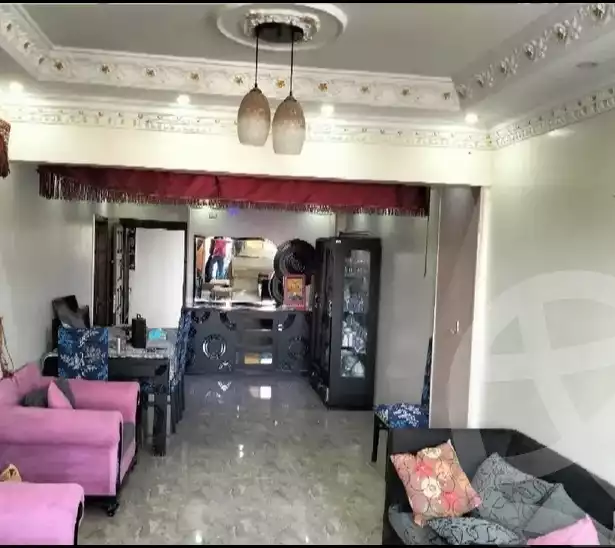 https://aqarmap.com.eg/en/listing/5799113-for-sale-cairo-helwan-helwan-el-sharkeya-ryad-pasha-st