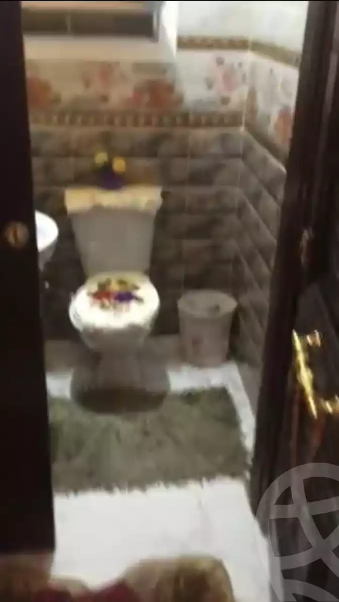 https://aqarmap.com.eg/en/listing/5800346-for-sale-cairo-faisal-kafr-tohormos-queen-nazli-st