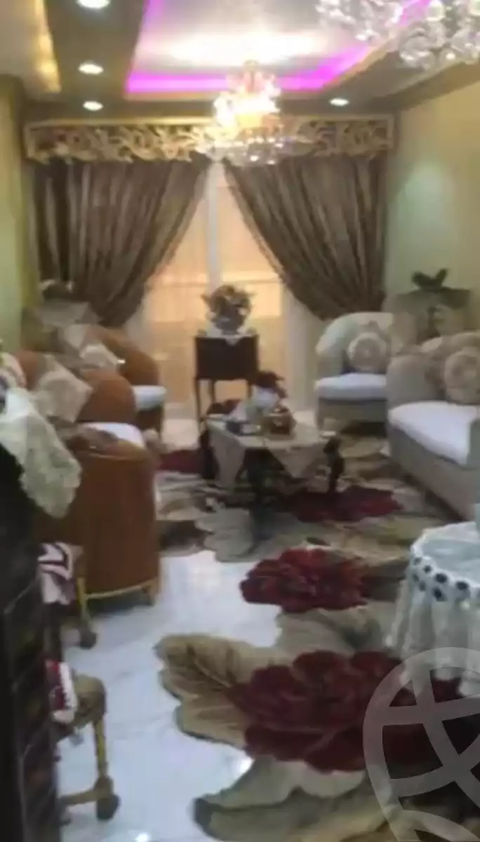 https://aqarmap.com.eg/en/listing/5800346-for-sale-cairo-faisal-kafr-tohormos-queen-nazli-st