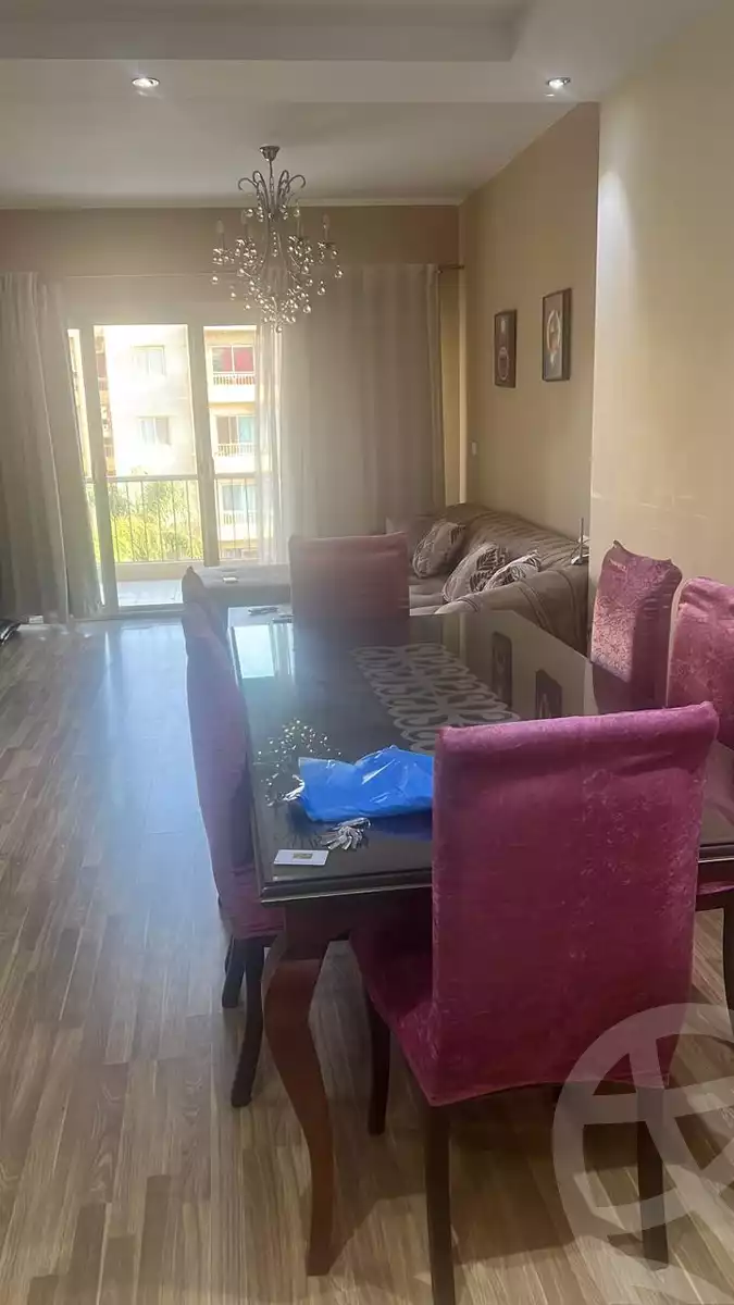 https://aqarmap.com.eg/en/listing/5800832-for-sale-cairo-el-sheikh-zayed-city-compounds-dh-drys