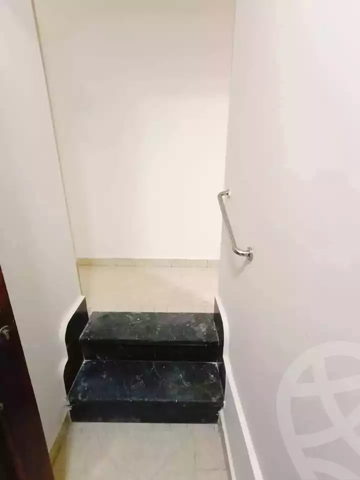 https://aqarmap.com.eg/ar/listing/5801715-for-sale-alexandria-l-jmy-el-hanouvel-el-kholafaa-el-rashdeen-st