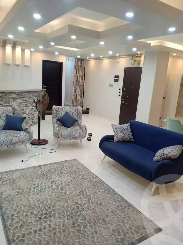 https://aqarmap.com.eg/ar/listing/5801841-for-sale-cairo-helwan-kwrnysh-hlwn