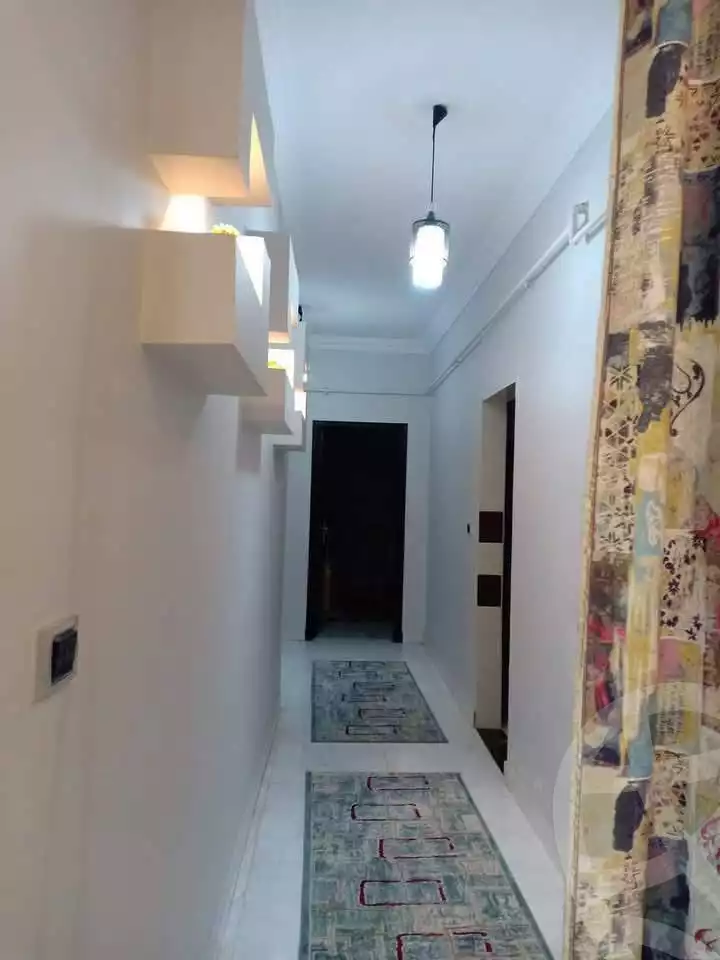 https://aqarmap.com.eg/ar/listing/5801841-for-sale-cairo-helwan-kwrnysh-hlwn