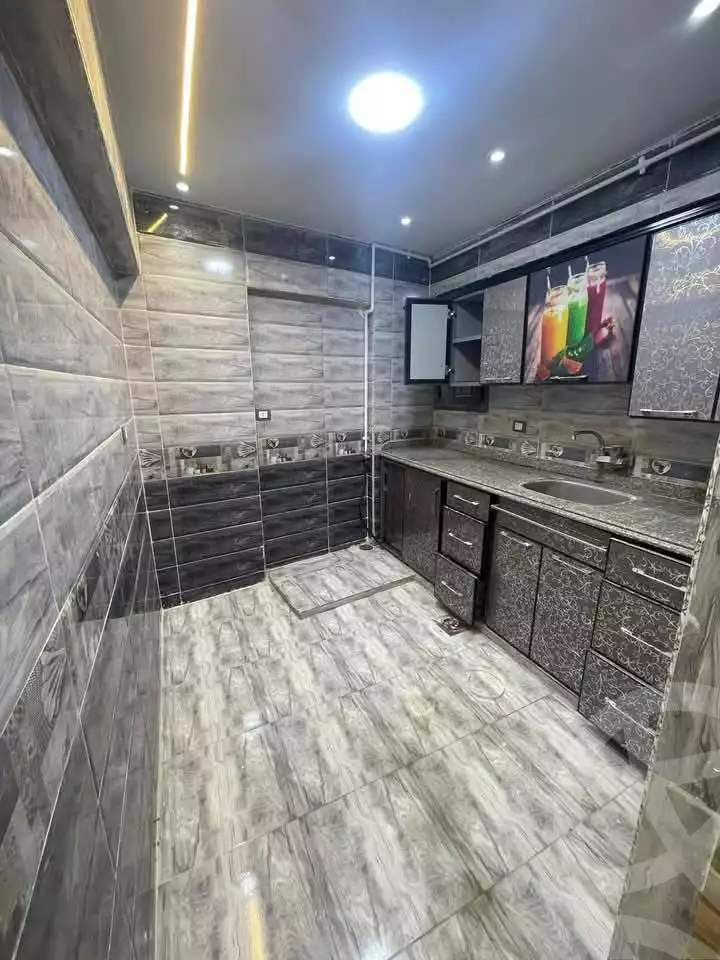 https://aqarmap.com.eg/en/listing/5802002-for-sale-alexandria-l-jmy-lbytsh-al-nouqrashi-st