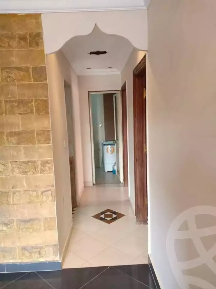 https://aqarmap.com.eg/en/listing/5804361-for-sale-cairo-mokattam-el-hadabah-el-wosta-el-mantaqa-el-khamsa