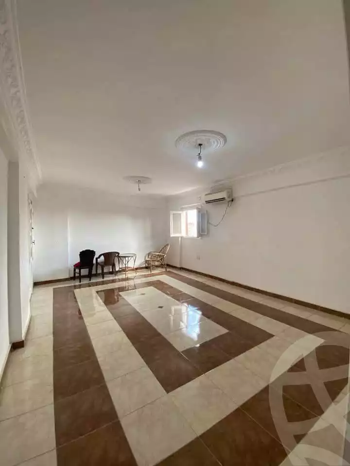https://aqarmap.com.eg/ar/listing/5804371-for-sale-alexandria-l-jmy-lbytsh-el-zohour-st