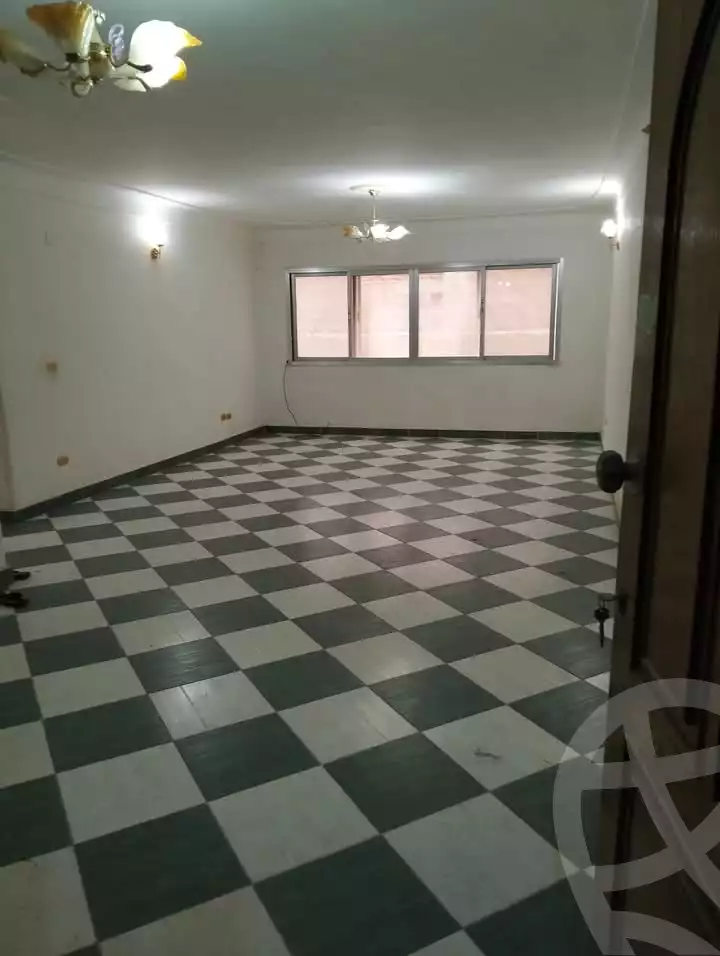 https://aqarmap.com.eg/en/listing/5804632-for-sale-alexandria-l-jmy-el-hanouvel-rich-home-st