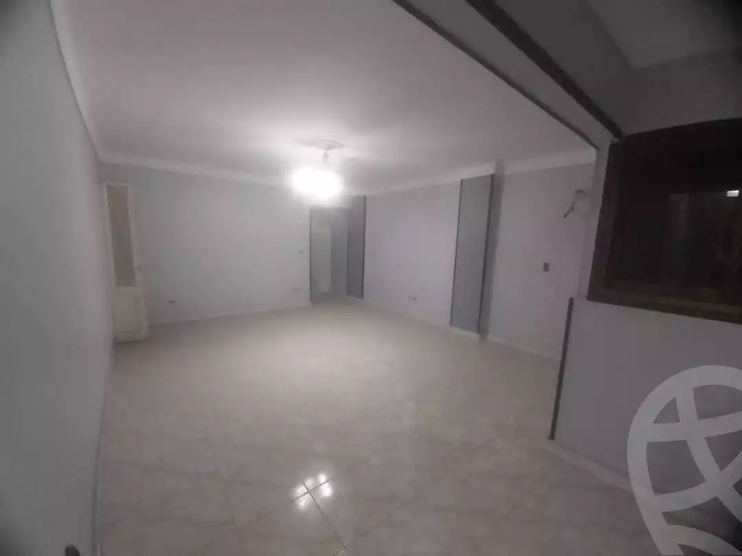 https://aqarmap.com.eg/en/listing/5804681-for-sale-alexandria-sydy-bshr-sydy-bshr-qbly-hassan-refaat-st