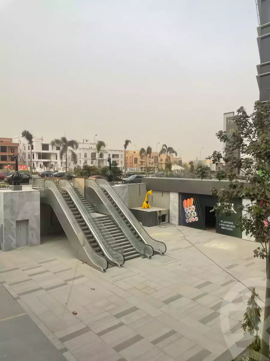 https://aqarmap.com.eg/en/listing/5805825-for-sale-cairo-new-cairo-compounds-hq
