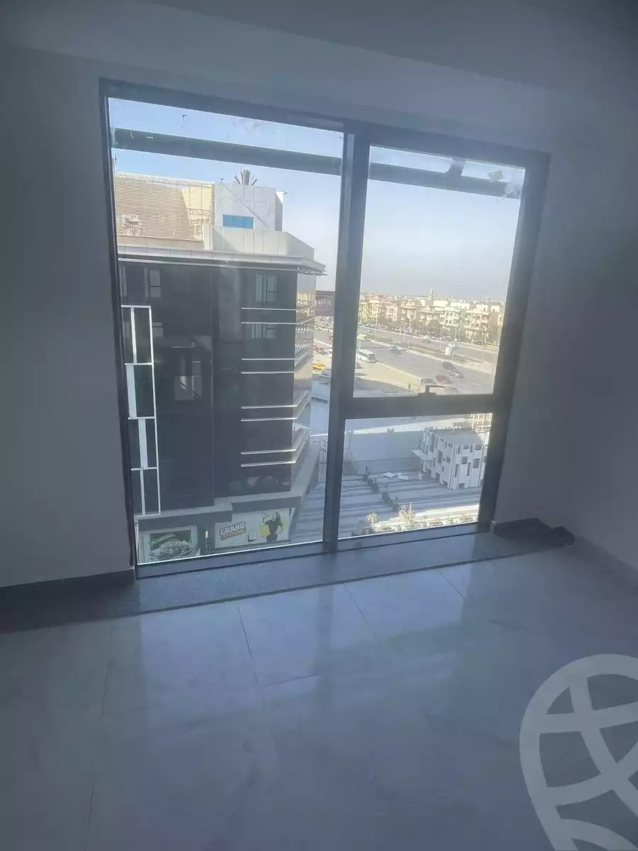 https://aqarmap.com.eg/en/listing/5805825-for-sale-cairo-new-cairo-compounds-hq