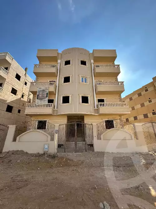 https://aqarmap.com.eg/en/listing/5808045-for-sale-cairo-badr-city-hai-el-ashgar-featured-neighborhood-bait-el-watan-rd