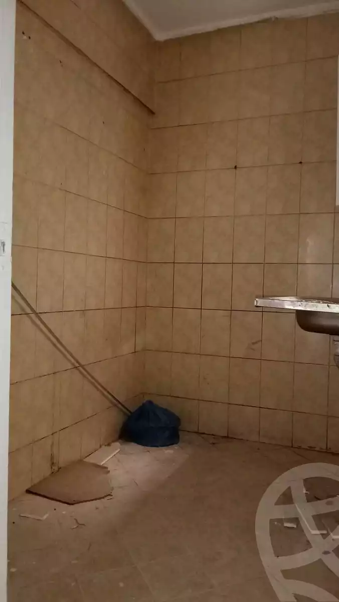 https://aqarmap.com.eg/en/listing/5809381-for-sale-alexandria-l-jmy-lbytsh-al-samalehy-1-st