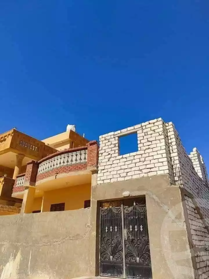 https://aqarmap.com.eg/en/listing/5809594-for-sale-marsa-matruh-marsa-matrouh-city-alam-el-roum-st