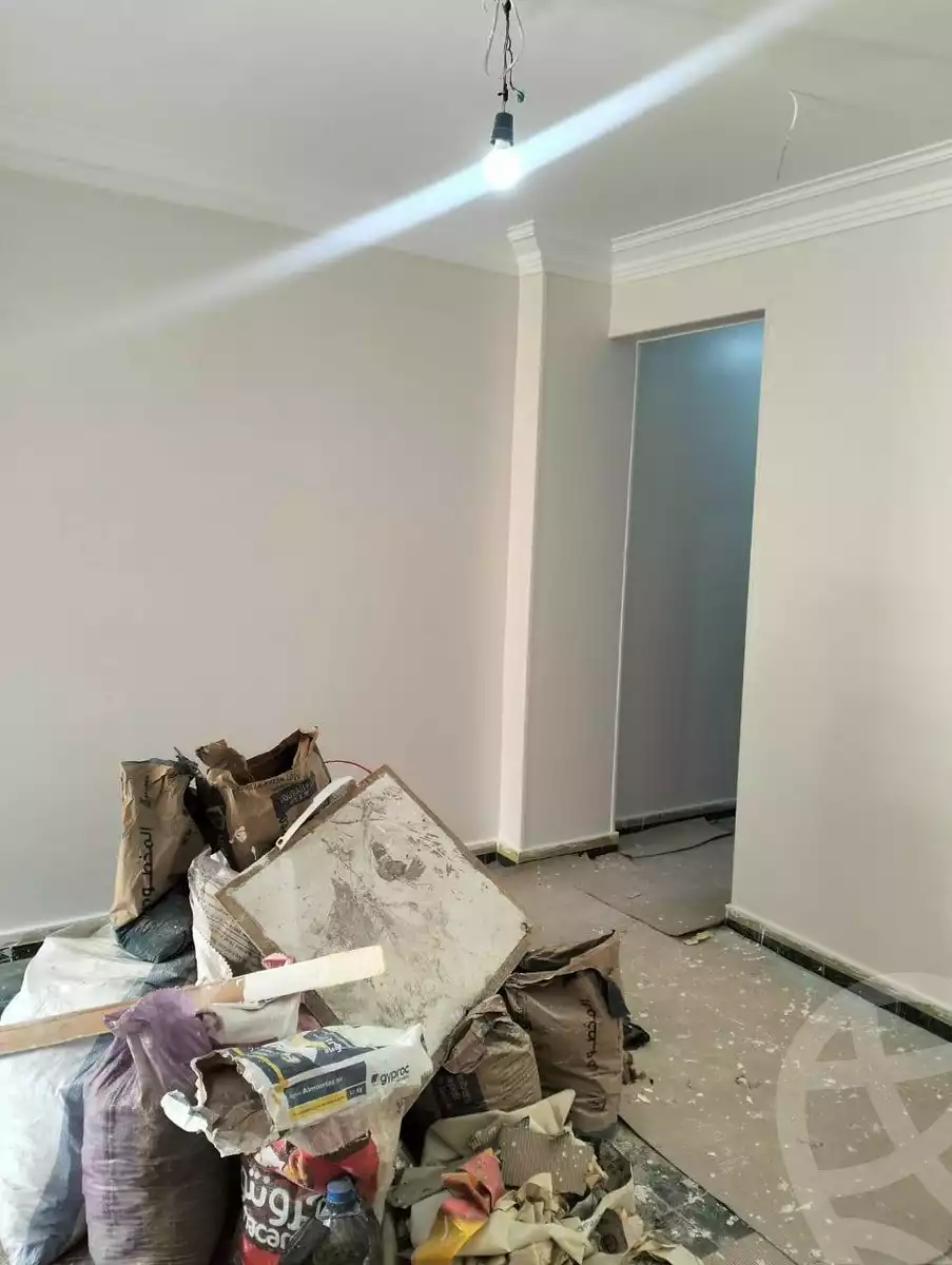 https://aqarmap.com.eg/ar/listing/5813056-for-sale-cairo-ain-shams-ain-shams-el-sharkia-el-eshrein-stt