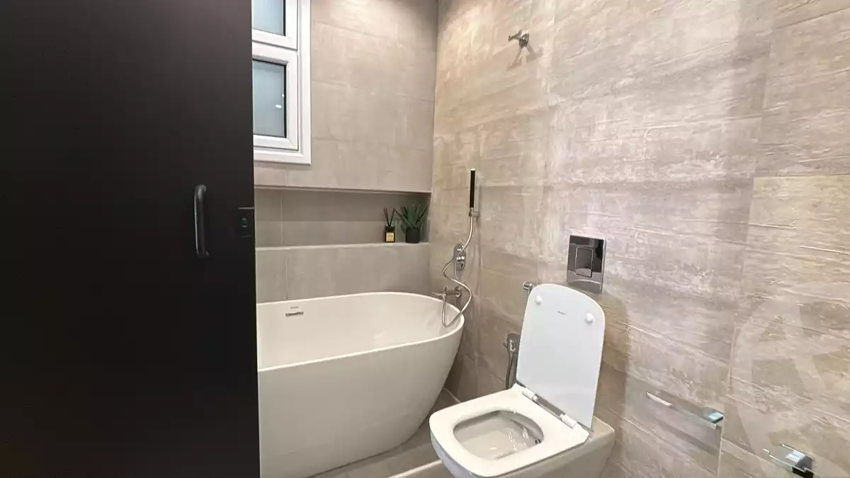 https://aqarmap.com.eg/en/listing/5813726-for-rent-cairo-new-cairo-compounds-villette-kmbwnd-sky-kwndwz-swdyk-villette