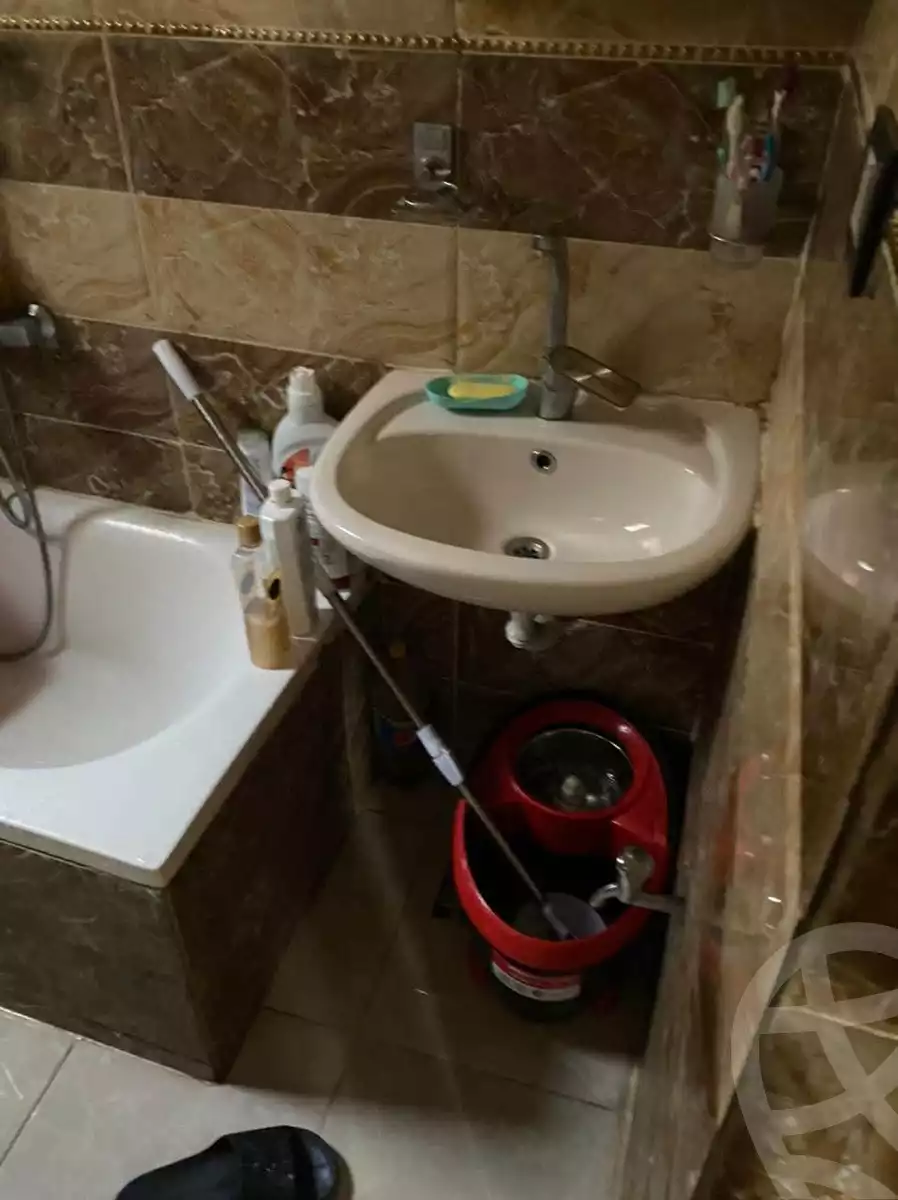 https://aqarmap.com.eg/en/listing/5813853-for-sale-cairo-shoubra-el-mzalat-tafteesh-al-rai-st