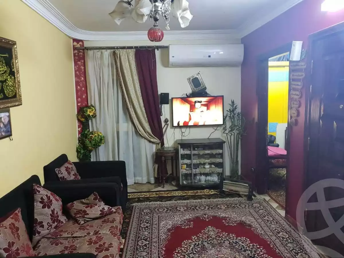 https://aqarmap.com.eg/en/listing/5813853-for-sale-cairo-shoubra-el-mzalat-tafteesh-al-rai-st