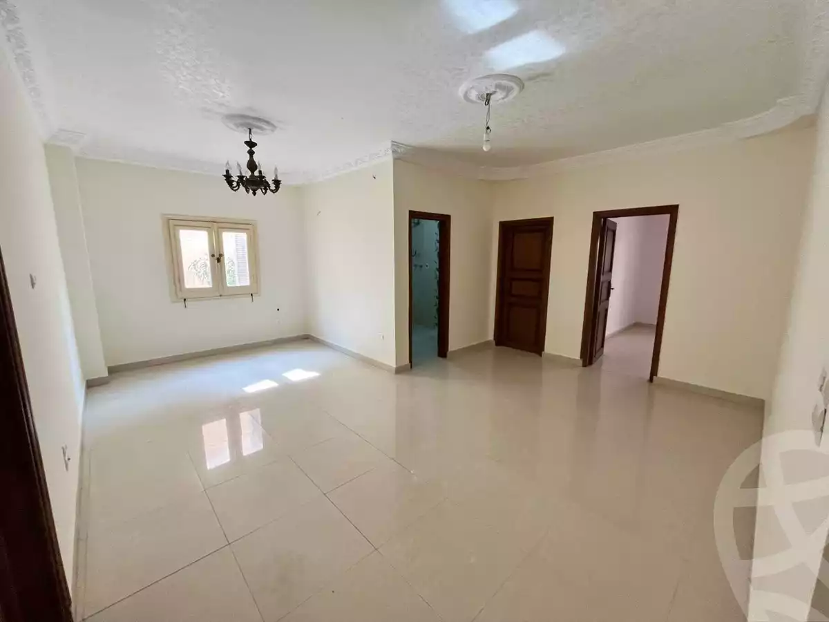https://aqarmap.com.eg/en/listing/5814083-for-rent-cairo-new-cairo-sharq-el-akadamiya-mohammad-othman-st