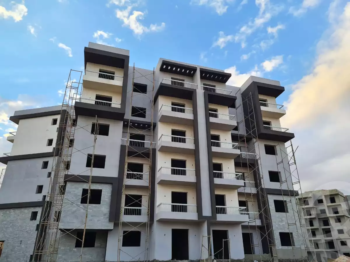 https://aqarmap.com.eg/en/listing/5814789-for-sale-cairo-6th-of-october-hadaeq-october-kmbwnd-fy-hdyq-ktwbr-ashgar-city