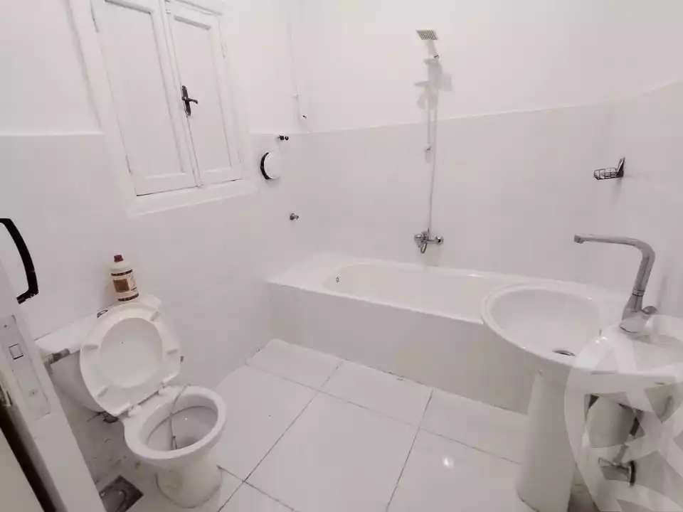 https://aqarmap.com.eg/en/listing/5818020-for-sale-alexandria-fleming
