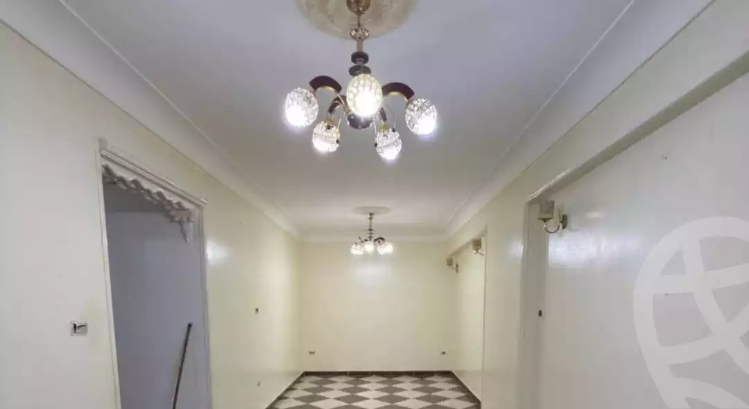 https://aqarmap.com.eg/ar/listing/5824975-for-sale-alexandria-l-jmy-lbytsh-qased-kareem-st