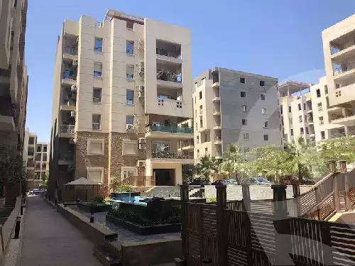 https://aqarmap.com.eg/en/listing/5826143-for-sale-cairo-mokattam-el-hadabah-el-wosta-compounds-florenta