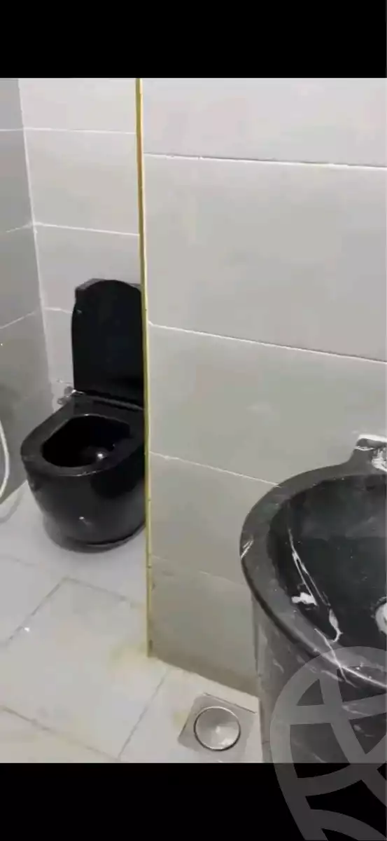 https://aqarmap.com.eg/en/listing/5828529-for-sale-cairo-hadayek-el-koba-hamza-canal-st