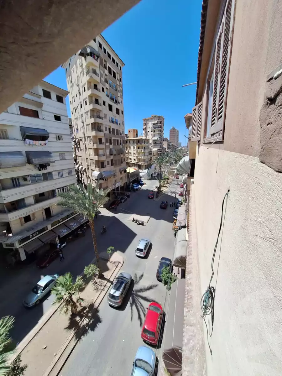 https://aqarmap.com.eg/en/listing/5830105-for-sale-damietta-mdyn-dmyt-abd-azeem-wazeer-st.