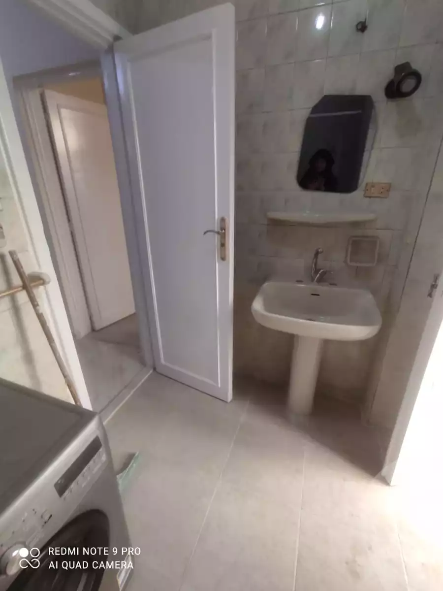 https://aqarmap.com.eg/en/listing/4674499-for-sale-cairo-el-maadi-sarayat-el-maadi-street-82