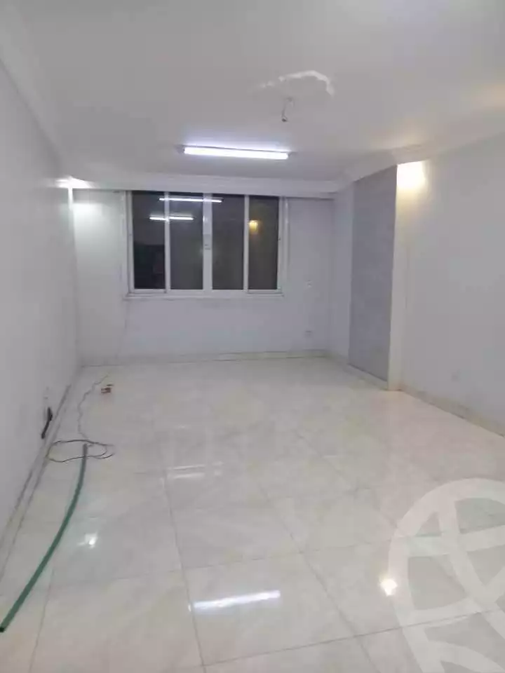 https://aqarmap.com.eg/ar/listing/5831839-for-rent-cairo-ain-shams-jsr-lswys