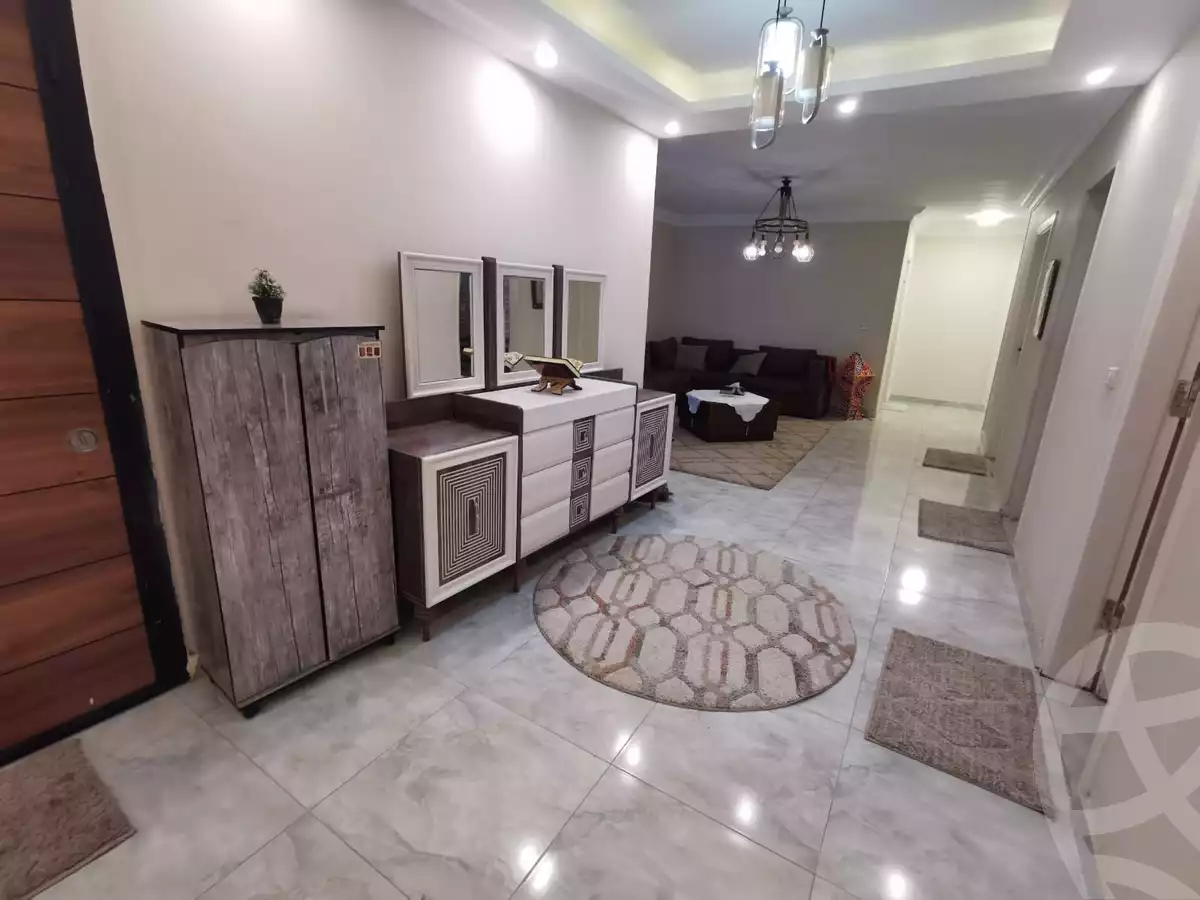 https://aqarmap.com.eg/ar/listing/5832149-for-rent-cairo-mokattam-el-hadabah-el-wosta-rd-lmbhth