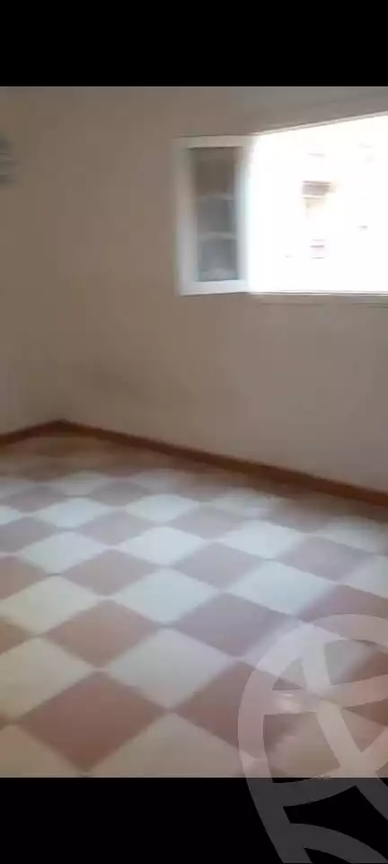https://aqarmap.com.eg/en/listing/5834904-for-rent-alexandria-l-jmy-el-hanouvel-gomaa-moftah-st
